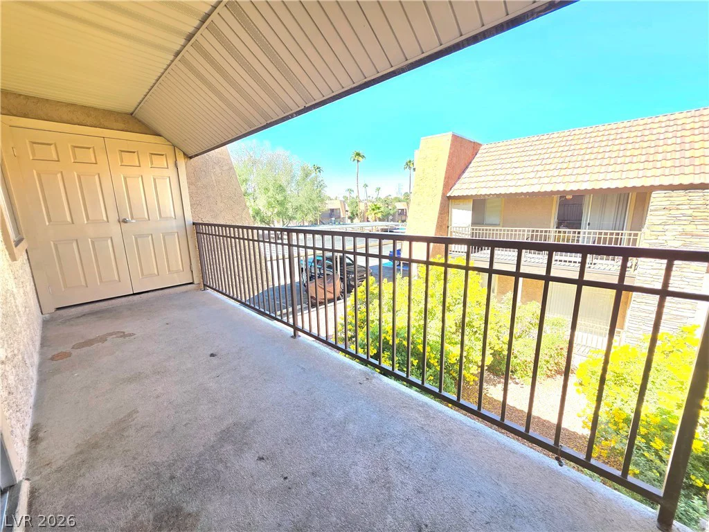 4470 Sandy River, Las Vegas, NV 89103