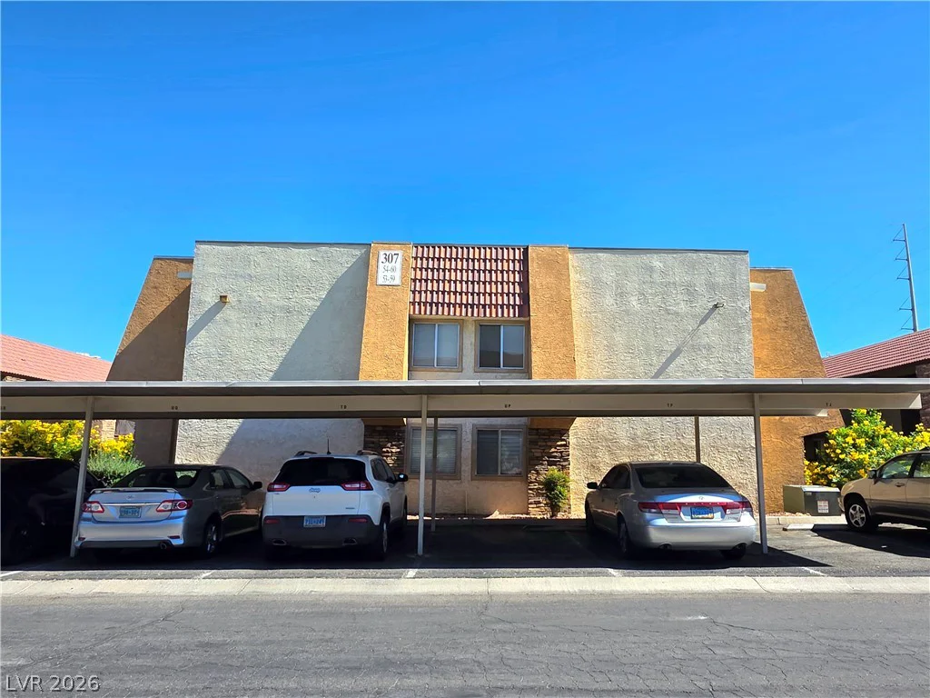 4470 Sandy River, Las Vegas, NV 89103