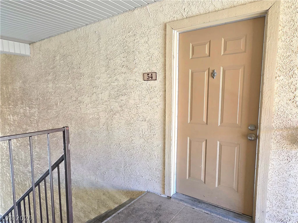 4470 Sandy River, Las Vegas, NV 89103