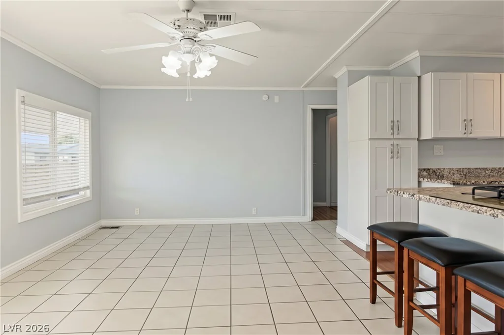 6617 Pearblossom, Las Vegas, NV 89108