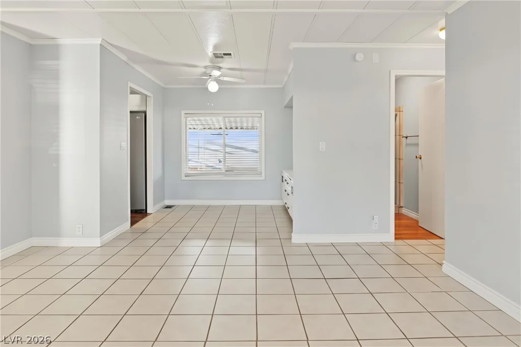6617 Pearblossom, Las Vegas, NV 89108