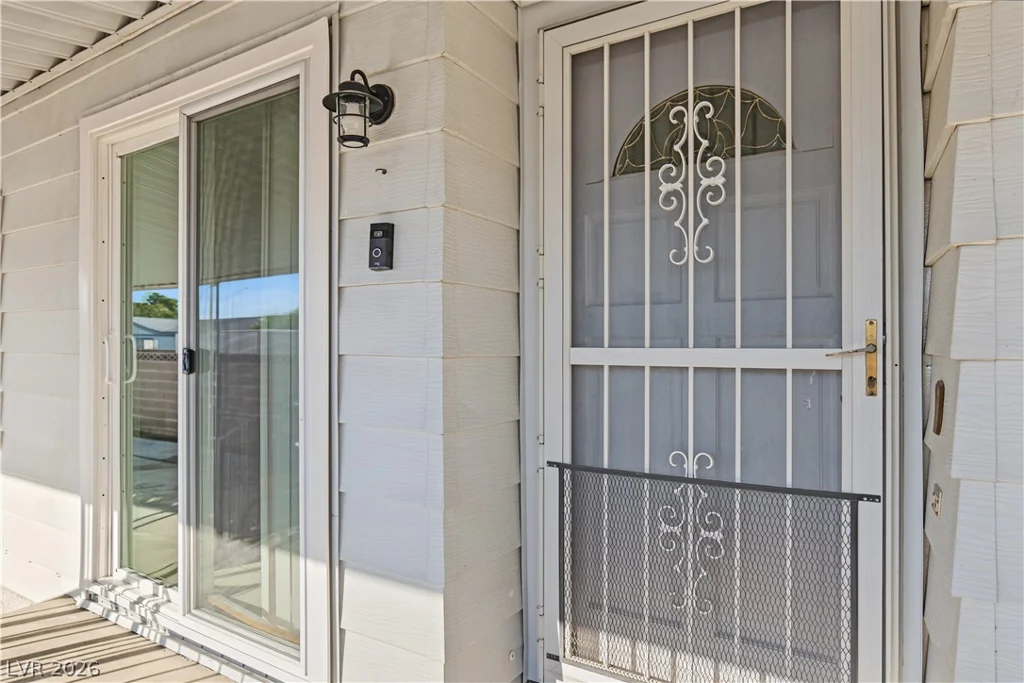 6617 Pearblossom, Las Vegas, NV 89108