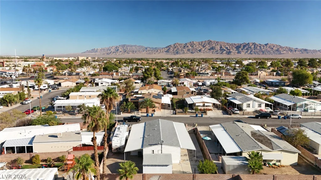 6617 Pearblossom, Las Vegas, NV 89108