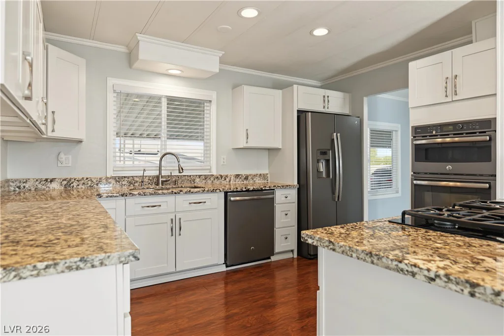6617 Pearblossom, Las Vegas, NV 89108