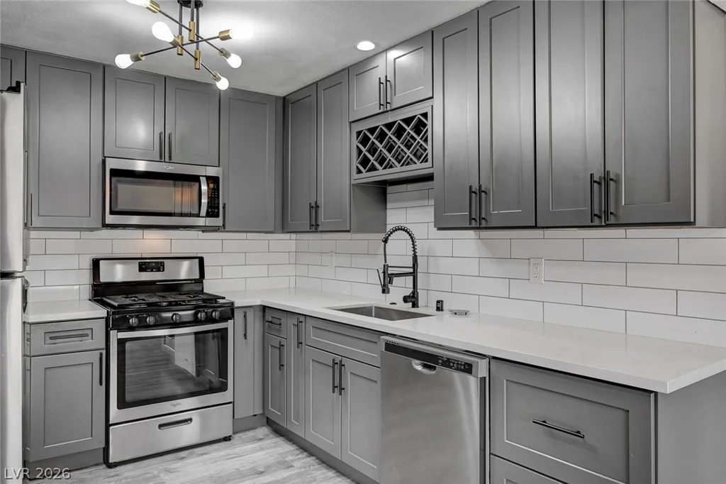 6712 Accent, Las Vegas, NV 89108