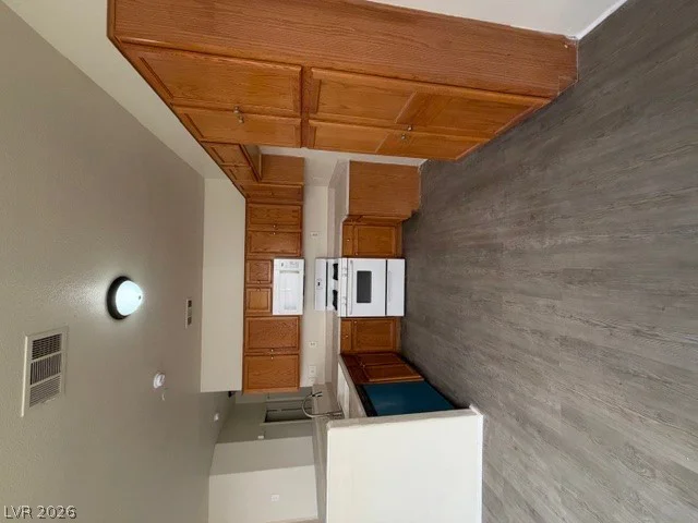 2506 Lady Elizabeth, North Las Vegas, NV 89031