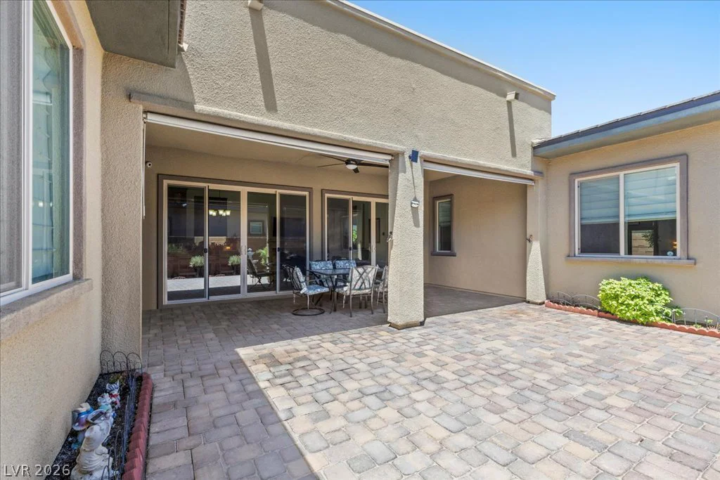 6722 Desert Crimson, Las Vegas, NV 89148