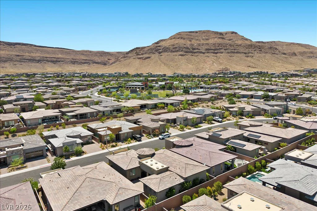 6722 Desert Crimson, Las Vegas, NV 89148