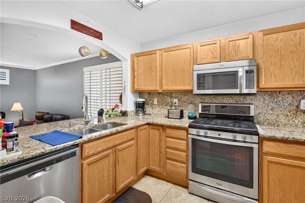 519 Midsummer, Las Vegas, NV 89183