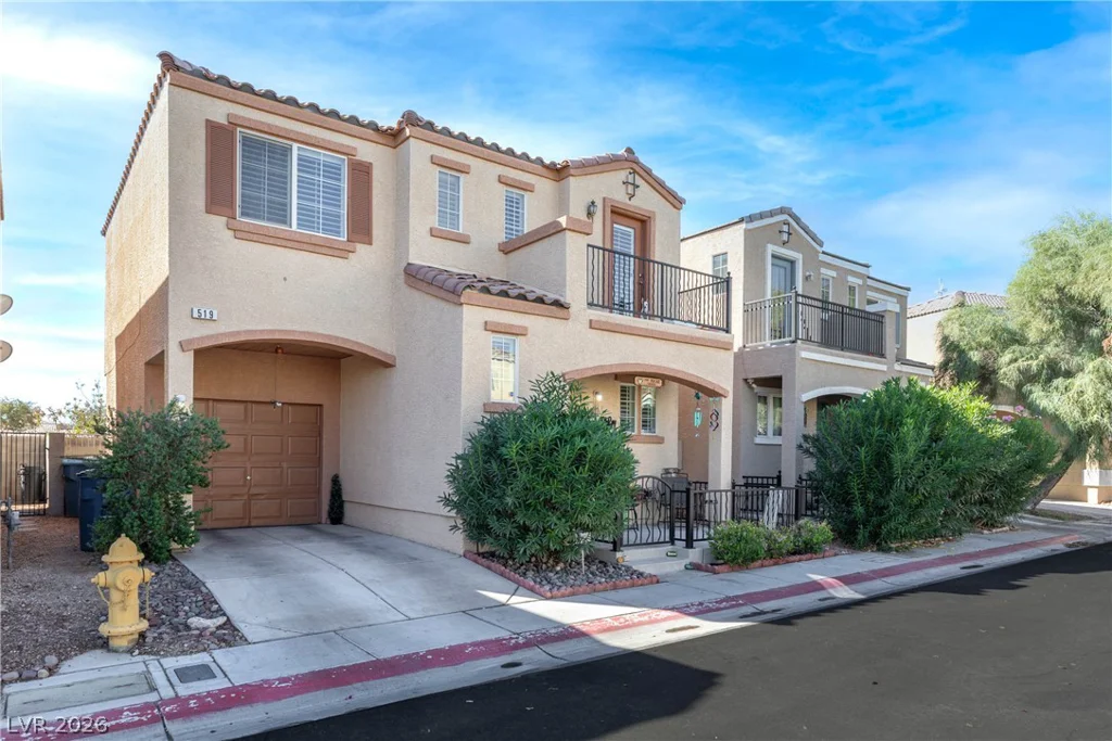 519 Midsummer, Las Vegas, NV 89183