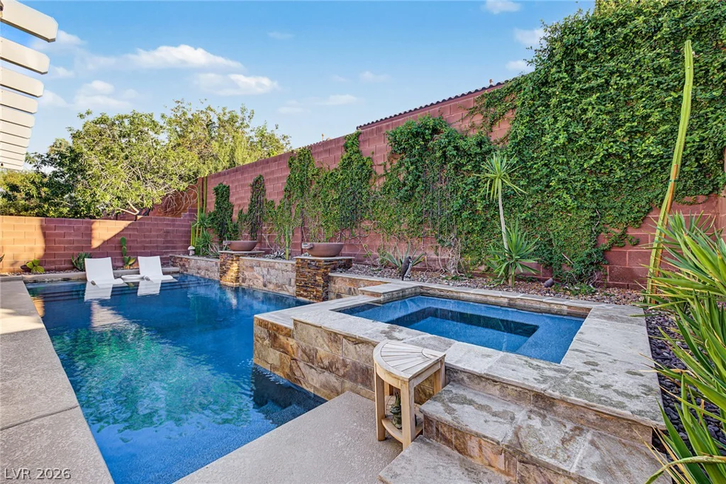 7003 Grand Junction, Las Vegas, NV 89179