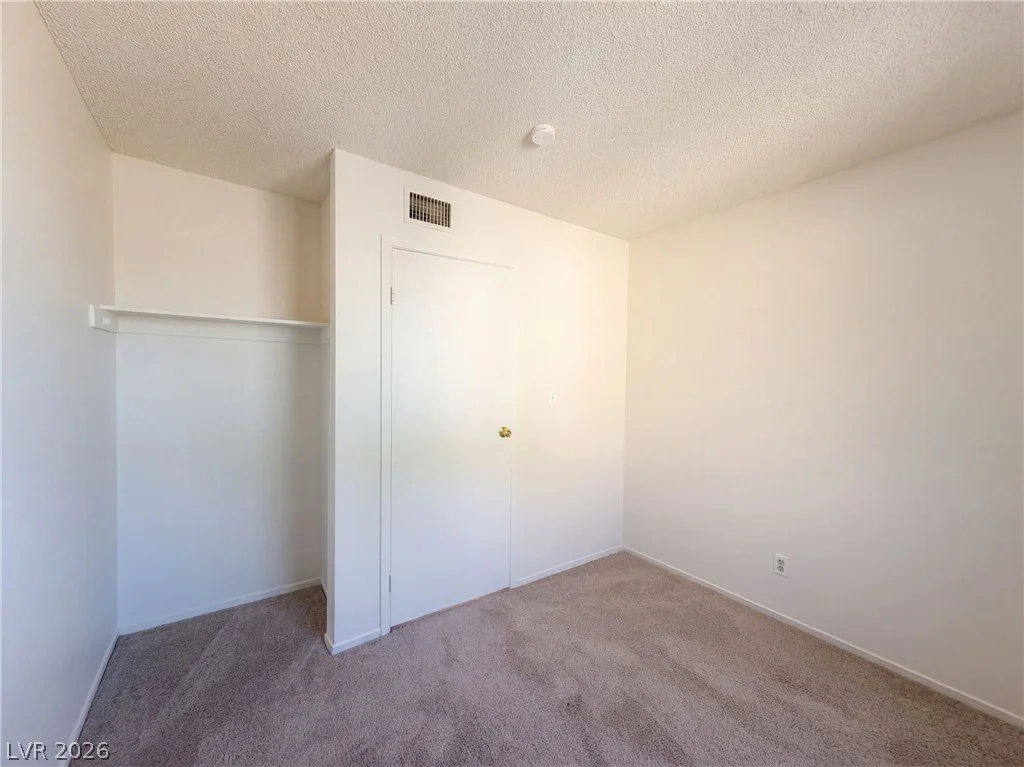 1511 Living Desert, Las Vegas, NV 89119