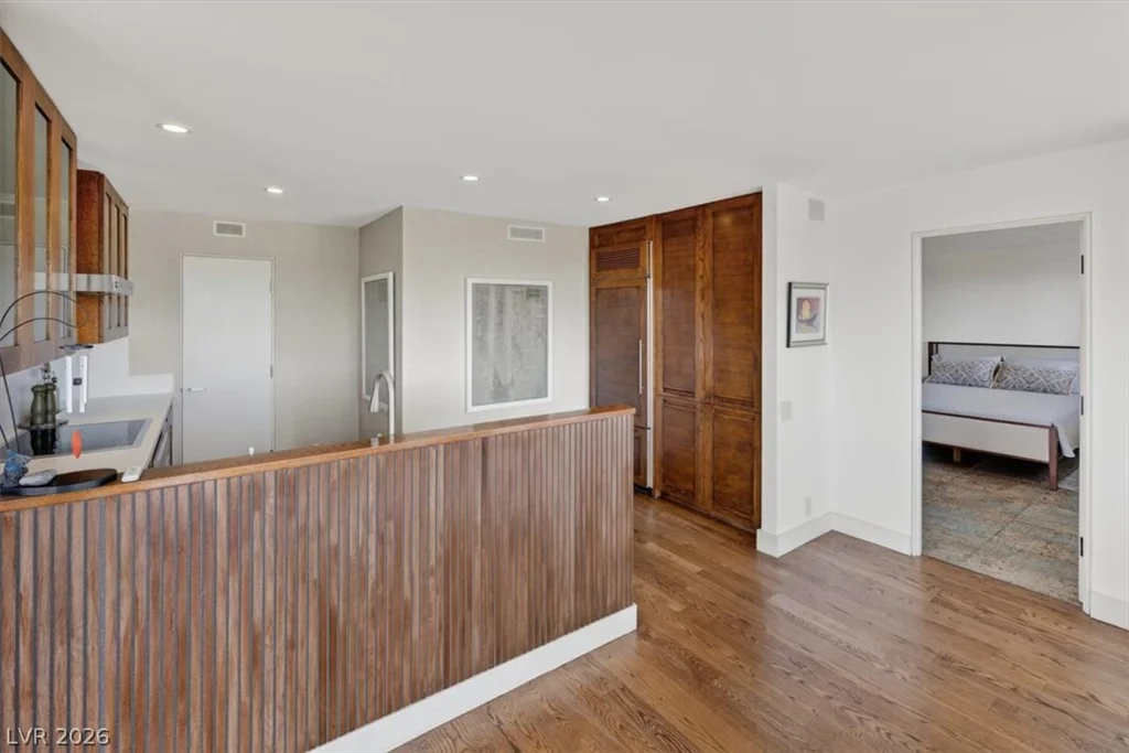 3111 Bel Air, Las Vegas, NV 89109