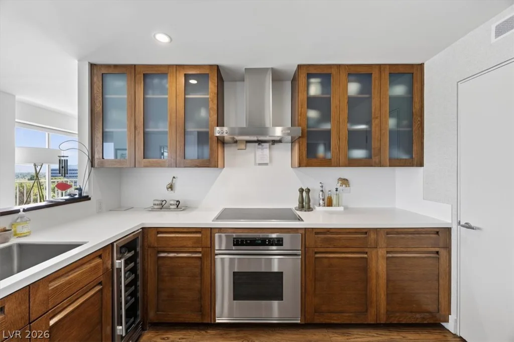 3111 Bel Air, Las Vegas, NV 89109