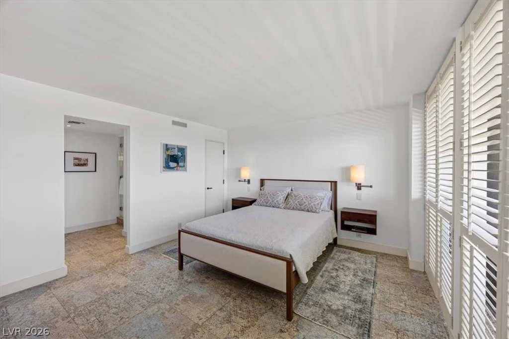 3111 Bel Air, Las Vegas, NV 89109