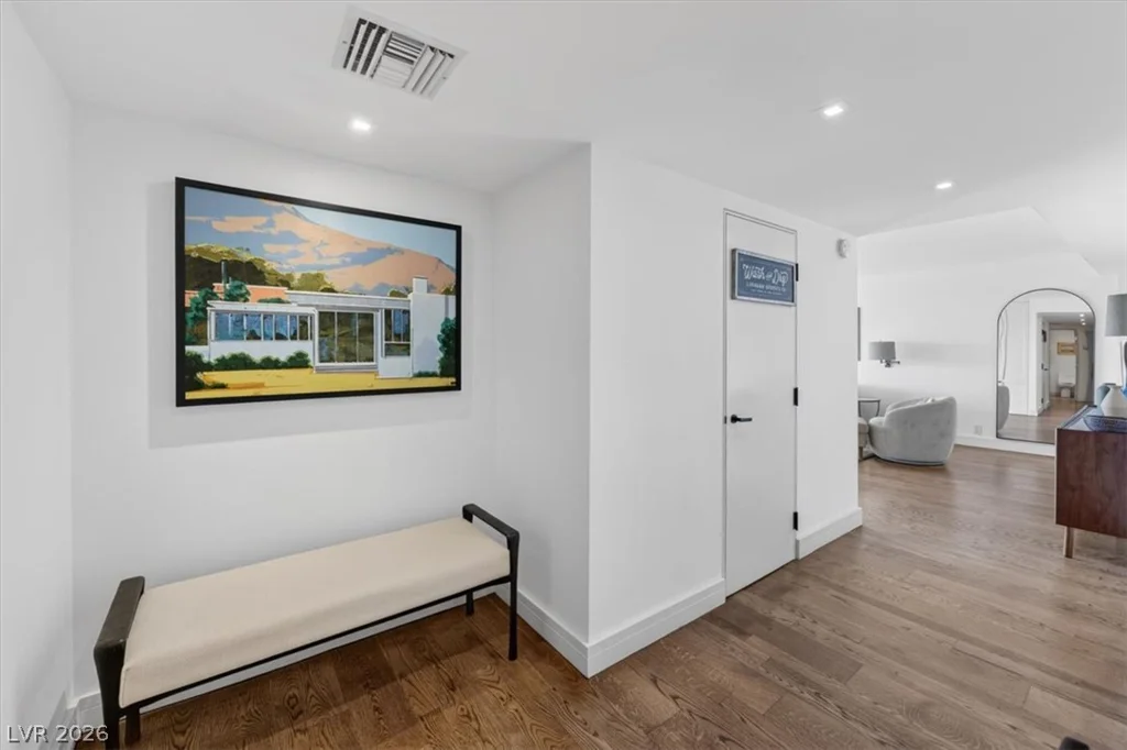3111 Bel Air, Las Vegas, NV 89109