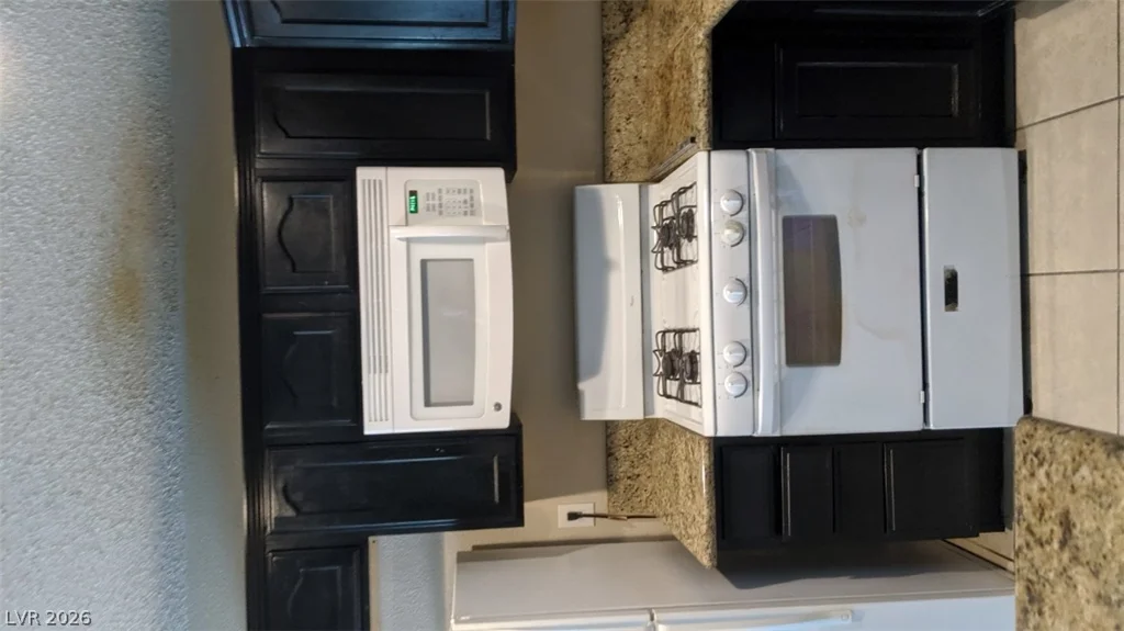 2313 Jones, Las Vegas, NV 89108