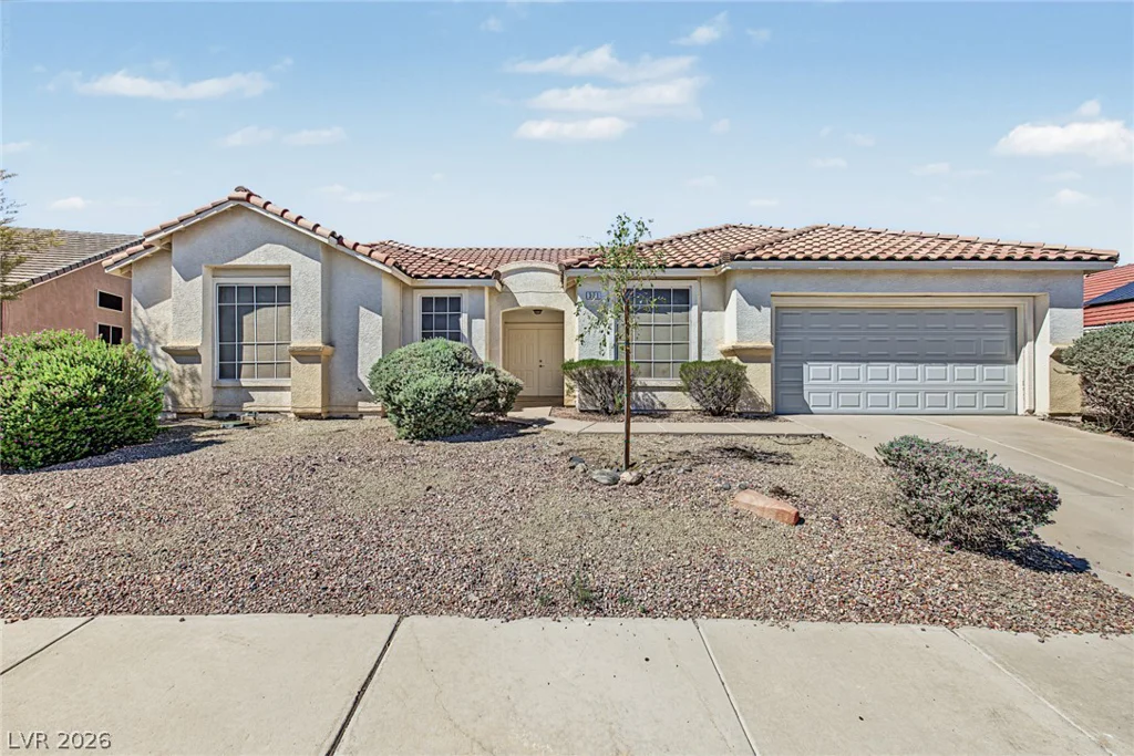 321 John Henry, Henderson, NV 89014