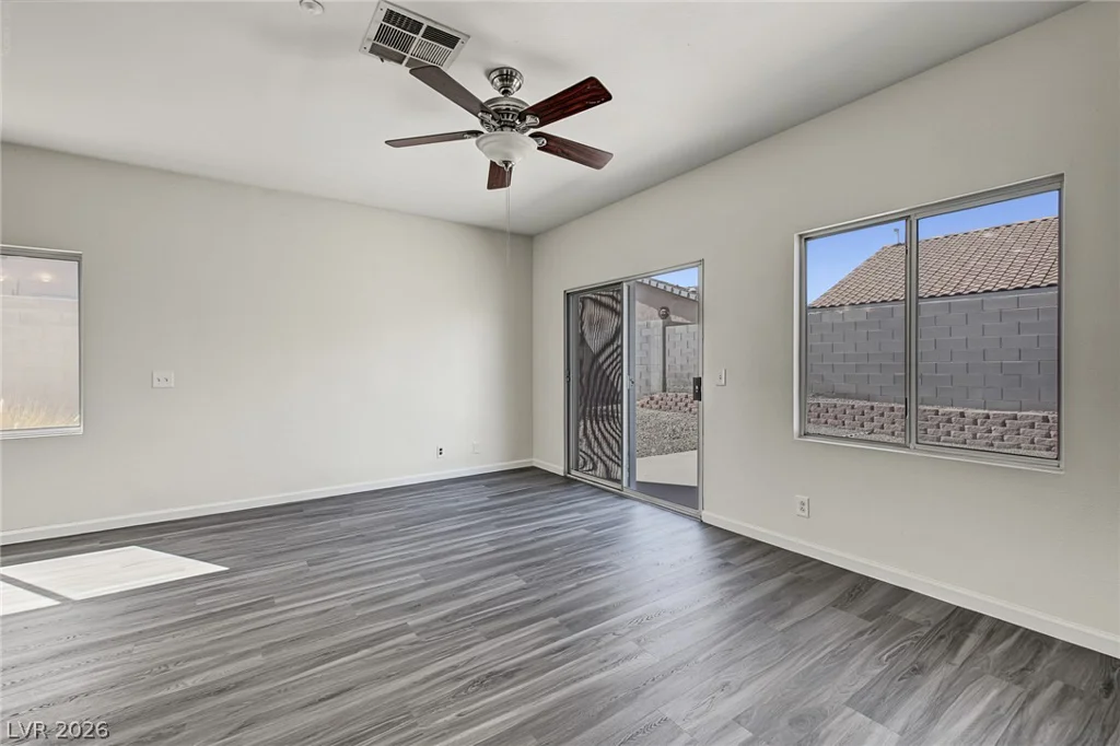 321 John Henry, Henderson, NV 89014