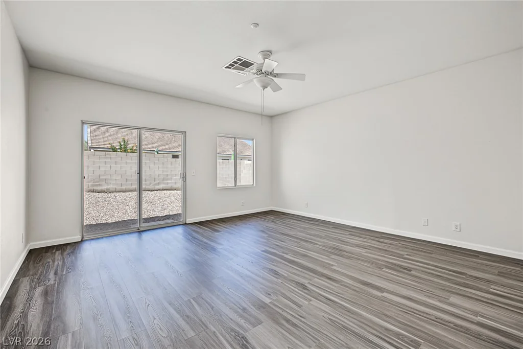 321 John Henry, Henderson, NV 89014