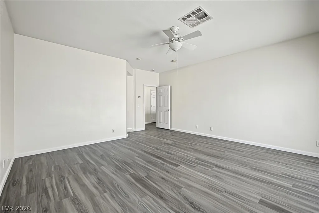 321 John Henry, Henderson, NV 89014