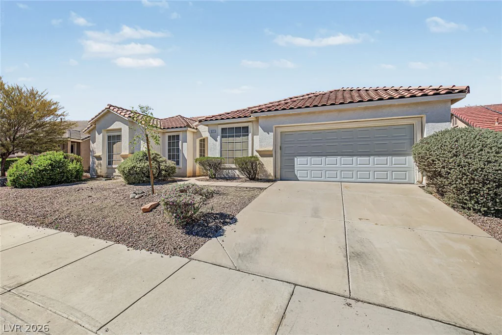 321 John Henry, Henderson, NV 89014