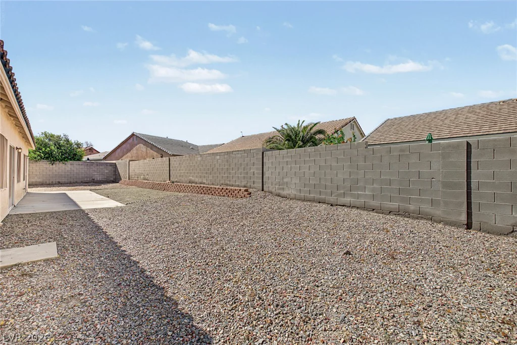 321 John Henry, Henderson, NV 89014