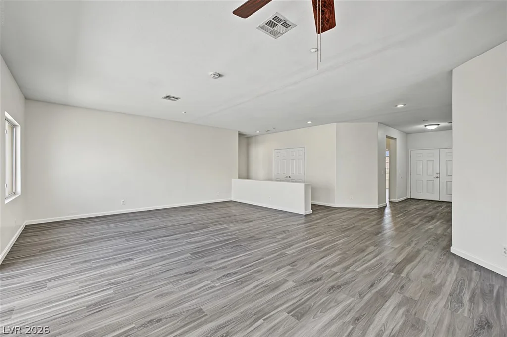 321 John Henry, Henderson, NV 89014