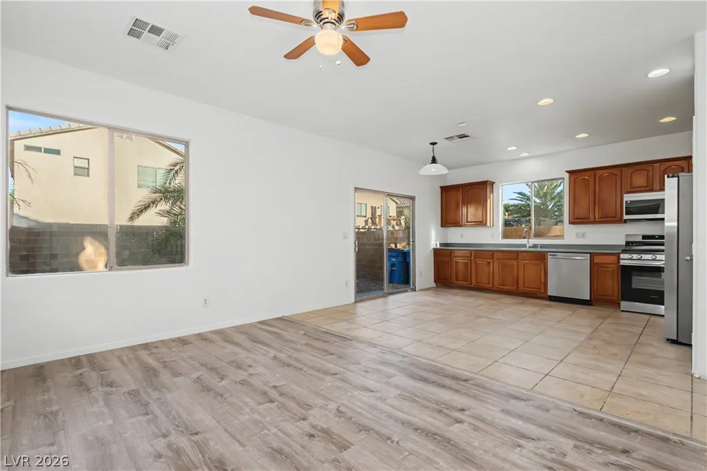 3554 Gloucester Gate, Las Vegas, NV 89122