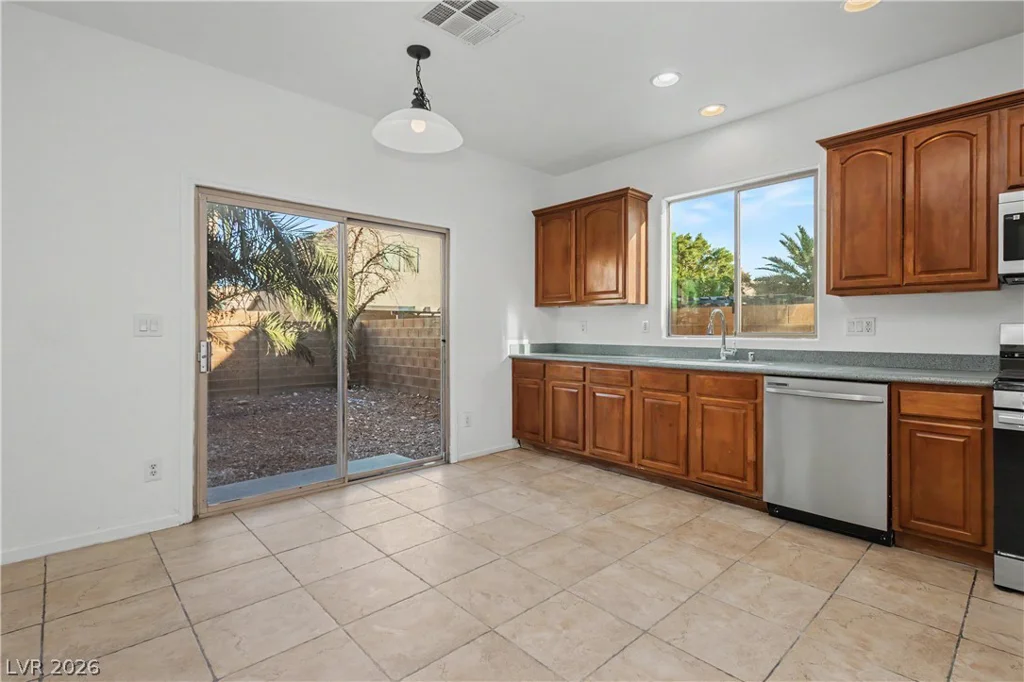 3554 Gloucester Gate, Las Vegas, NV 89122