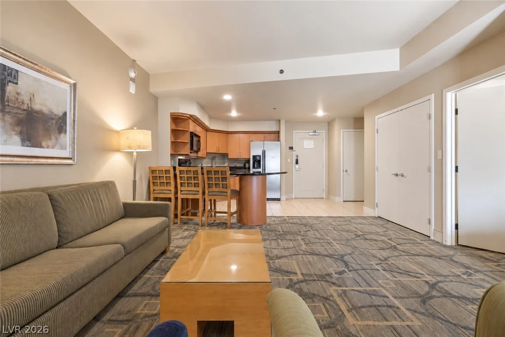 211 Flamingo, Las Vegas, NV 89169