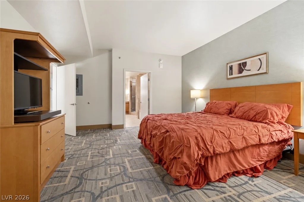 211 Flamingo, Las Vegas, NV 89169