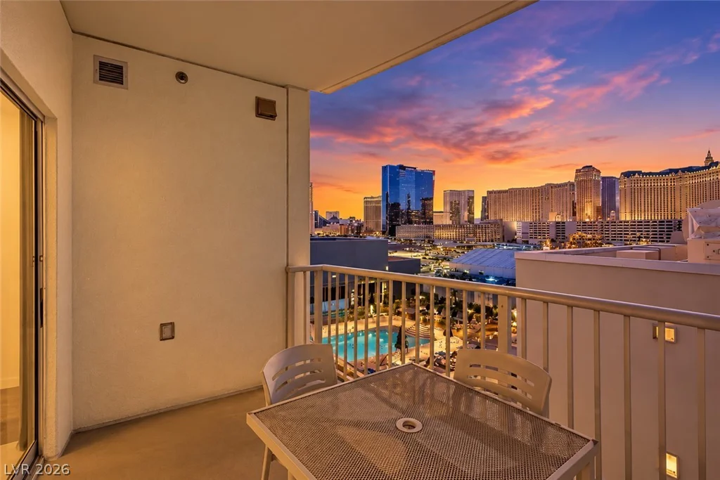 211 Flamingo, Las Vegas, NV 89169