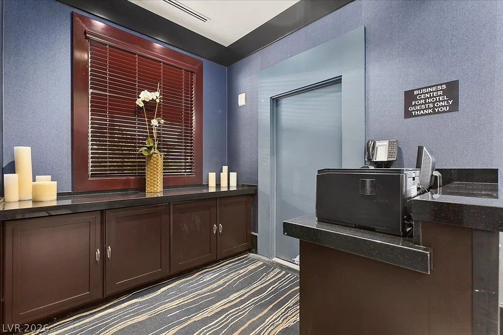 211 Flamingo, Las Vegas, NV 89169