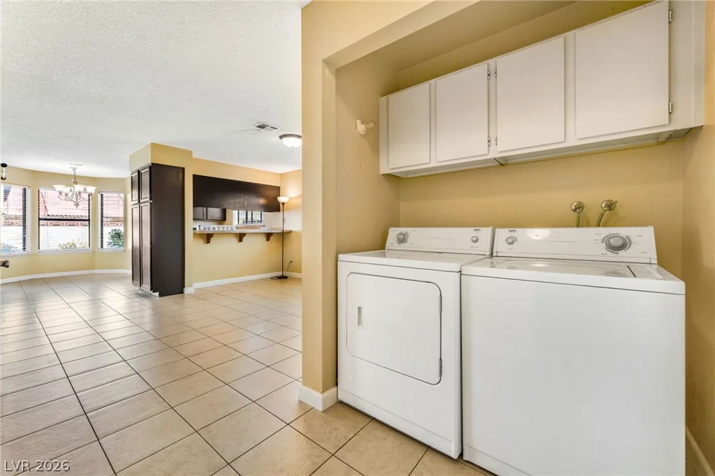 6440 Hartwood, Las Vegas, NV 89108