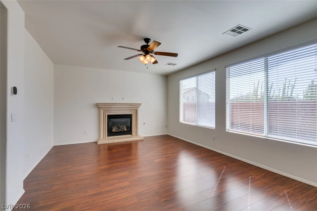 11677 Bradford Commons, Las Vegas, NV 89135