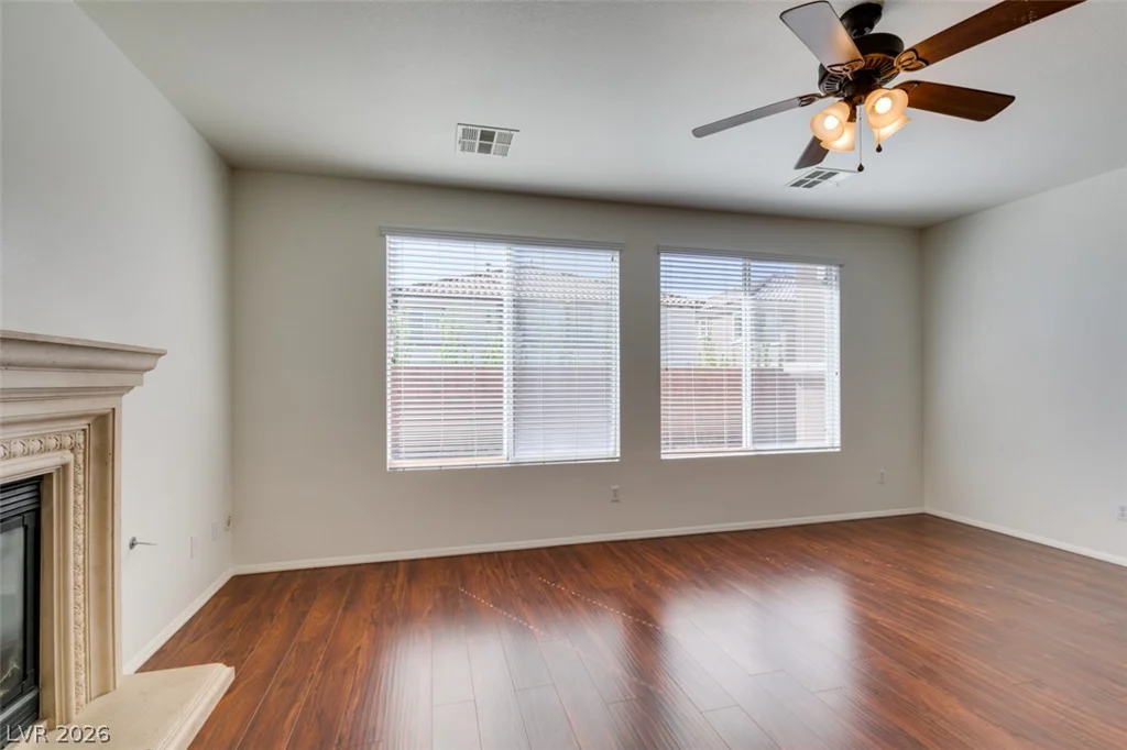 11677 Bradford Commons, Las Vegas, NV 89135