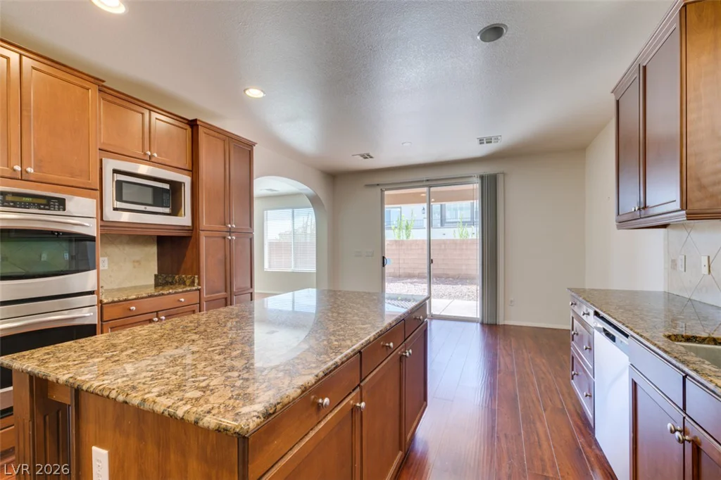 11677 Bradford Commons, Las Vegas, NV 89135