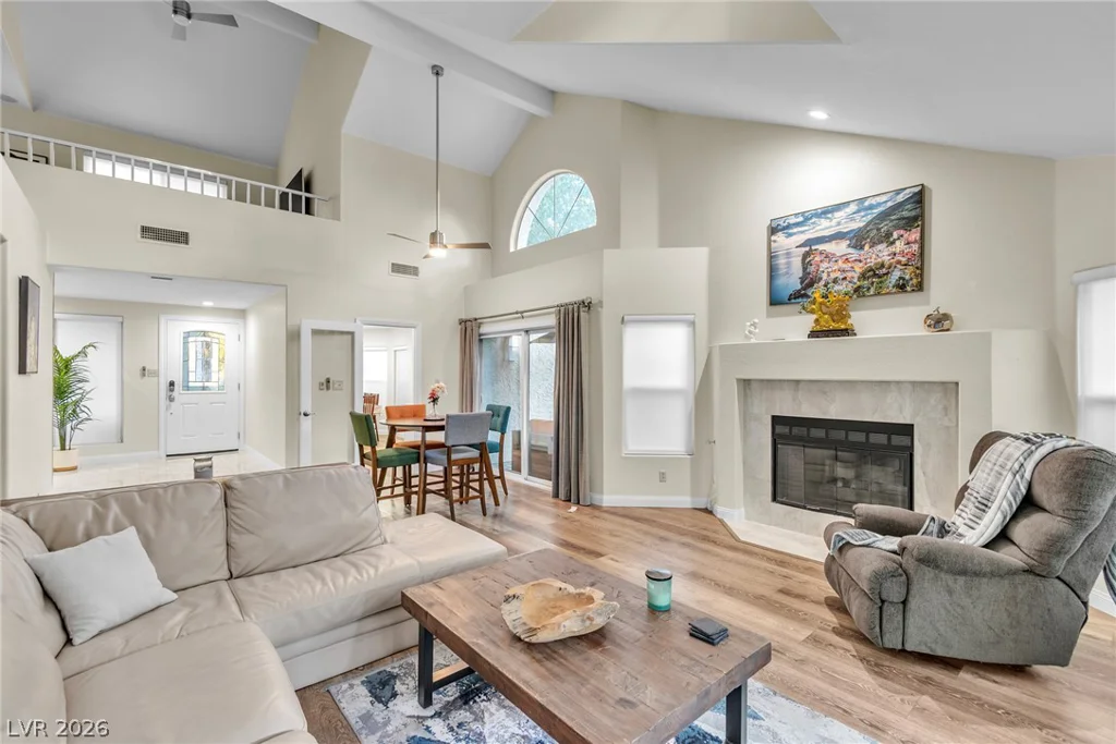 7044 Bright Springs, Las Vegas, NV 89113