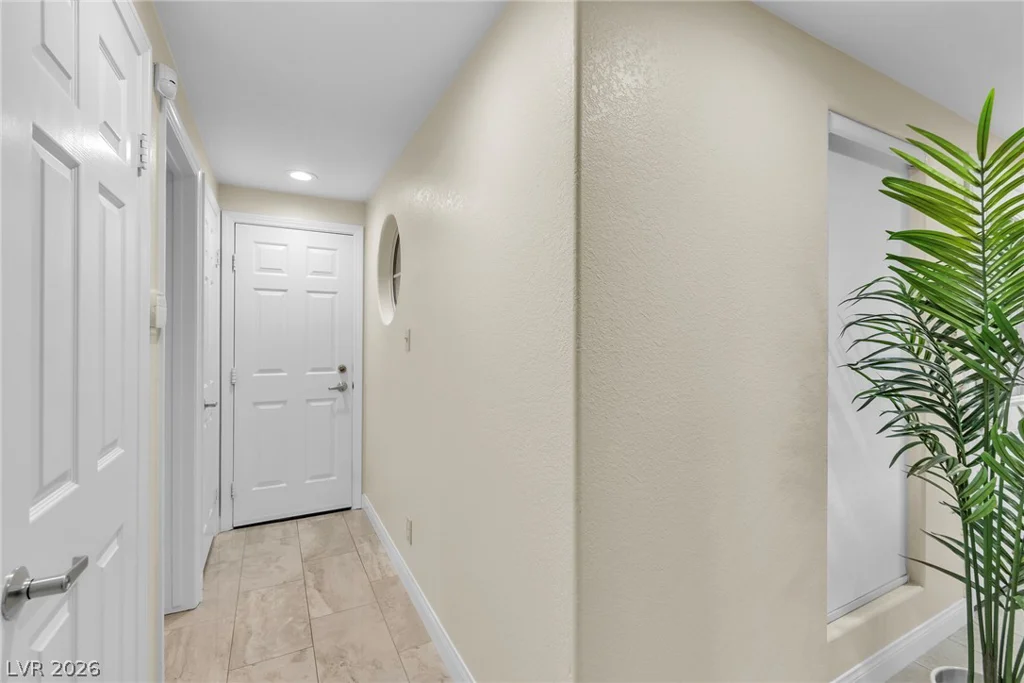 7044 Bright Springs, Las Vegas, NV 89113