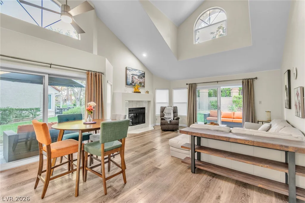 7044 Bright Springs, Las Vegas, NV 89113