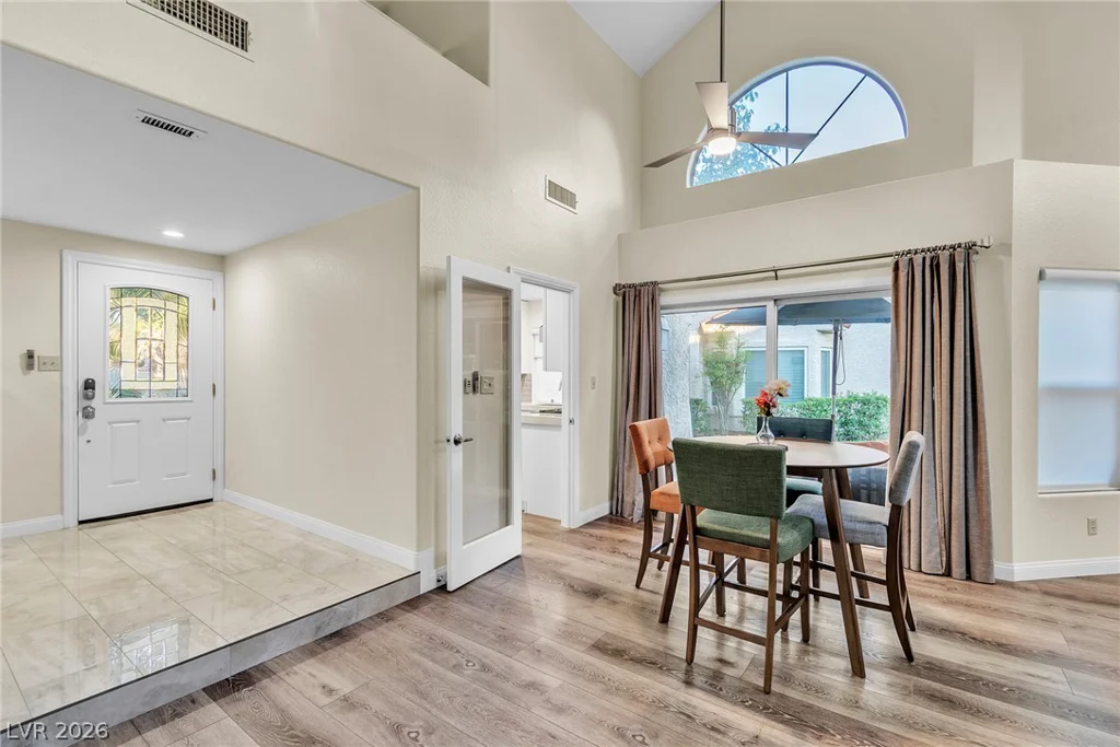 7044 Bright Springs, Las Vegas, NV 89113