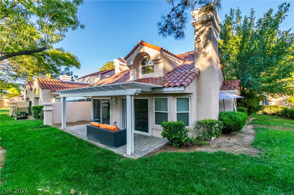 7044 Bright Springs, Las Vegas, NV 89113