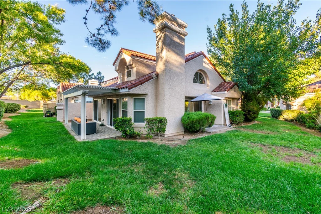 7044 Bright Springs, Las Vegas, NV 89113