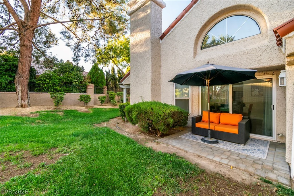 7044 Bright Springs, Las Vegas, NV 89113