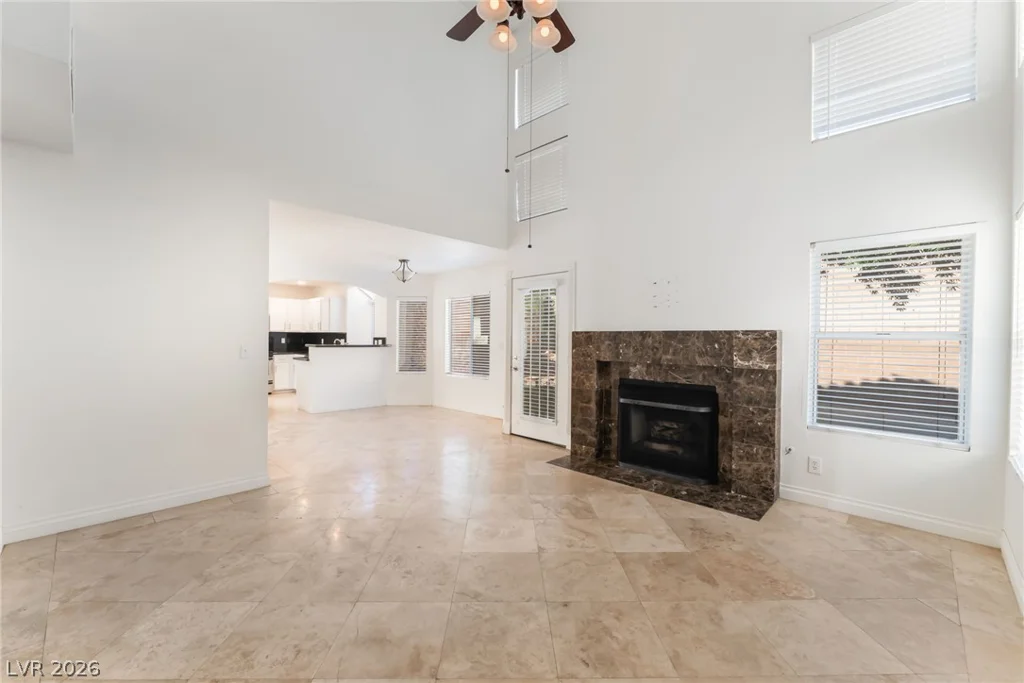 2109 Desert Peak, Las Vegas, NV 89134