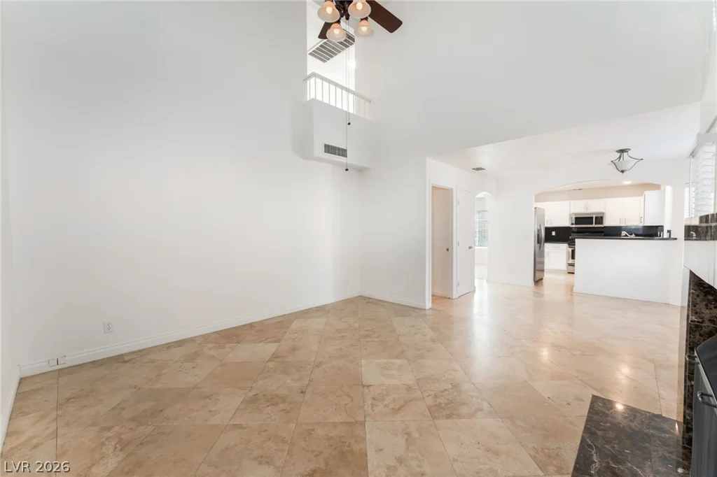 2109 Desert Peak, Las Vegas, NV 89134