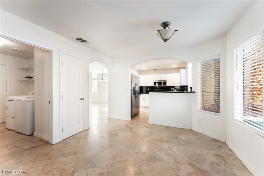 2109 Desert Peak, Las Vegas, NV 89134