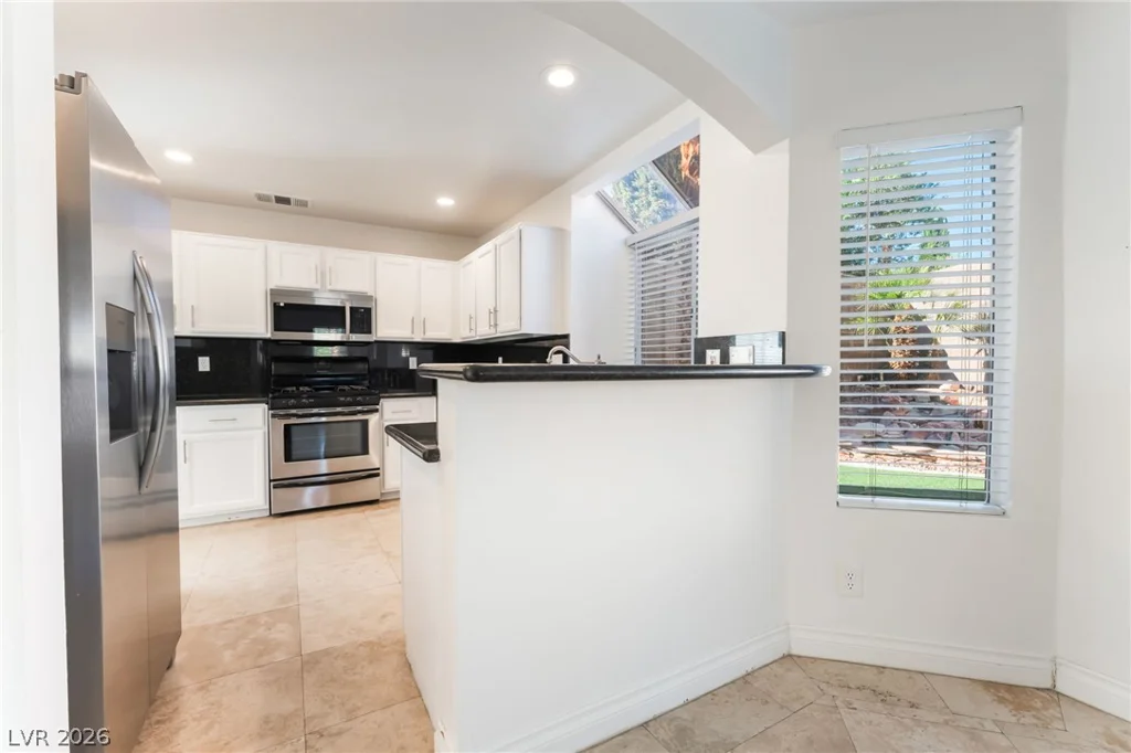 2109 Desert Peak, Las Vegas, NV 89134