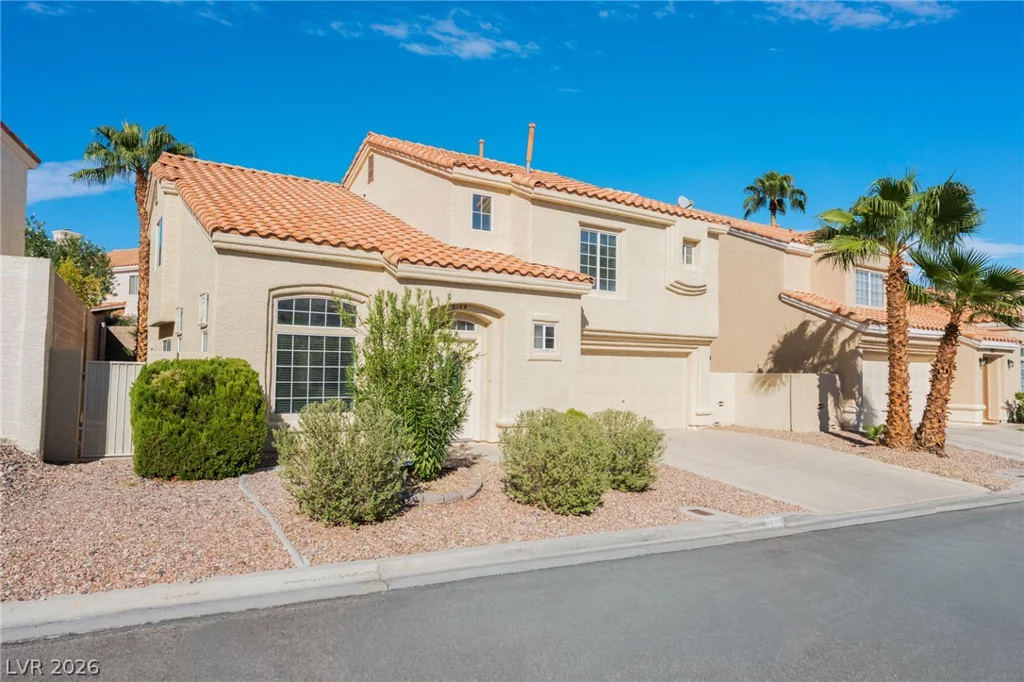 2109 Desert Peak, Las Vegas, NV 89134